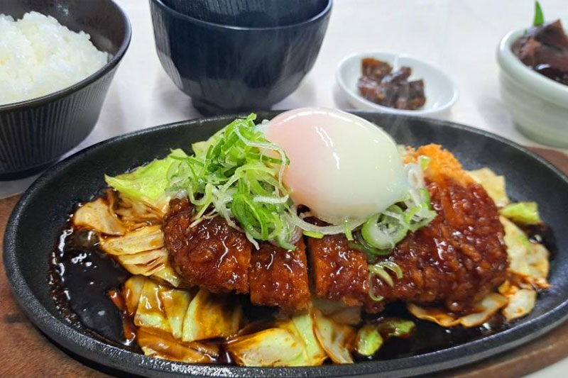 鉄板ソースかつ定食